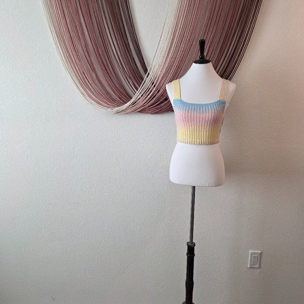 Out from Under Cropped Sweater Tank Sz S